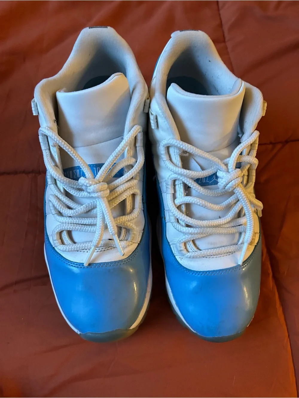 Men White and Blue Athletic Shoes - Classic Lace-Up